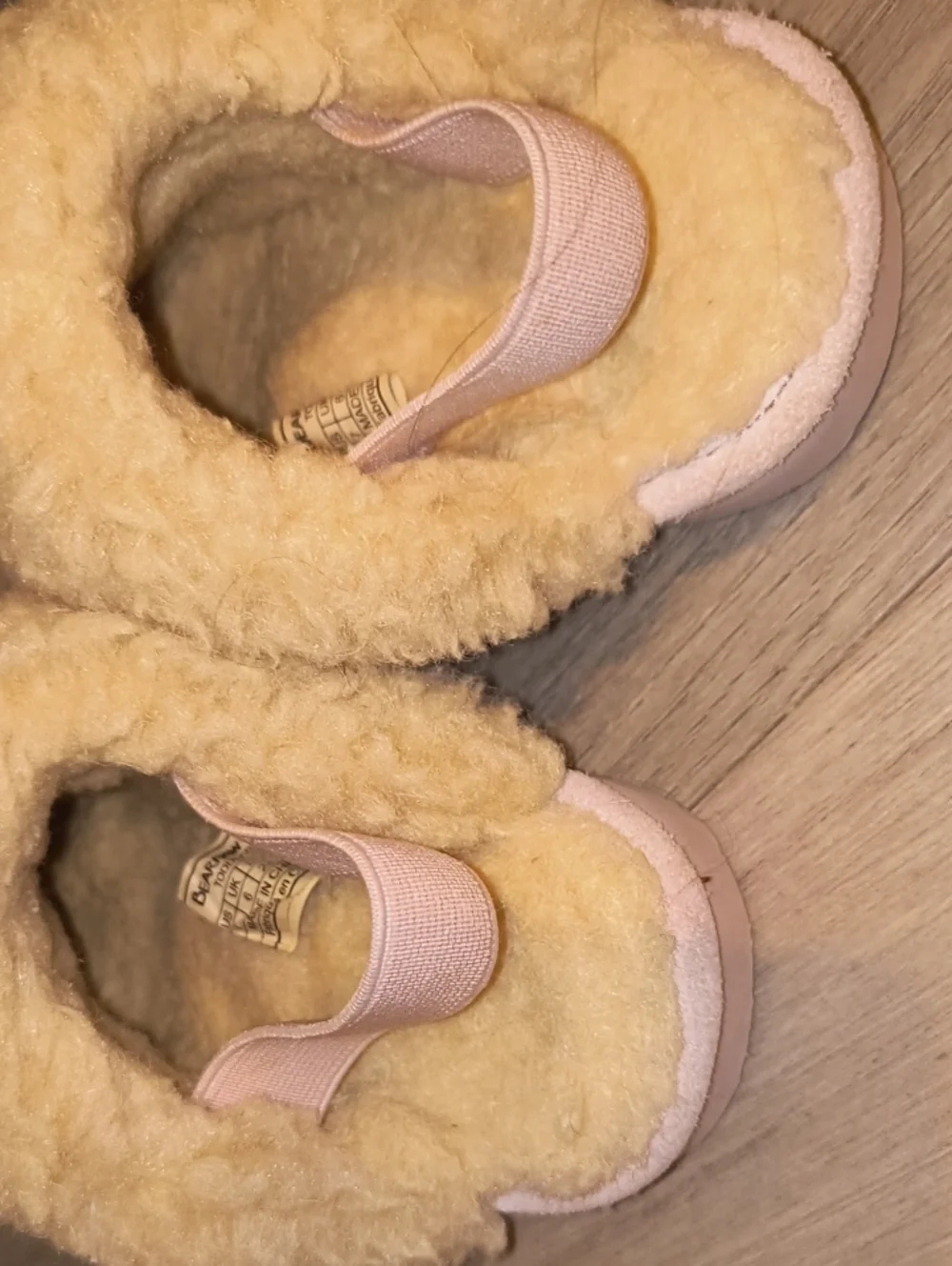 Bearpaw Loki Slippers